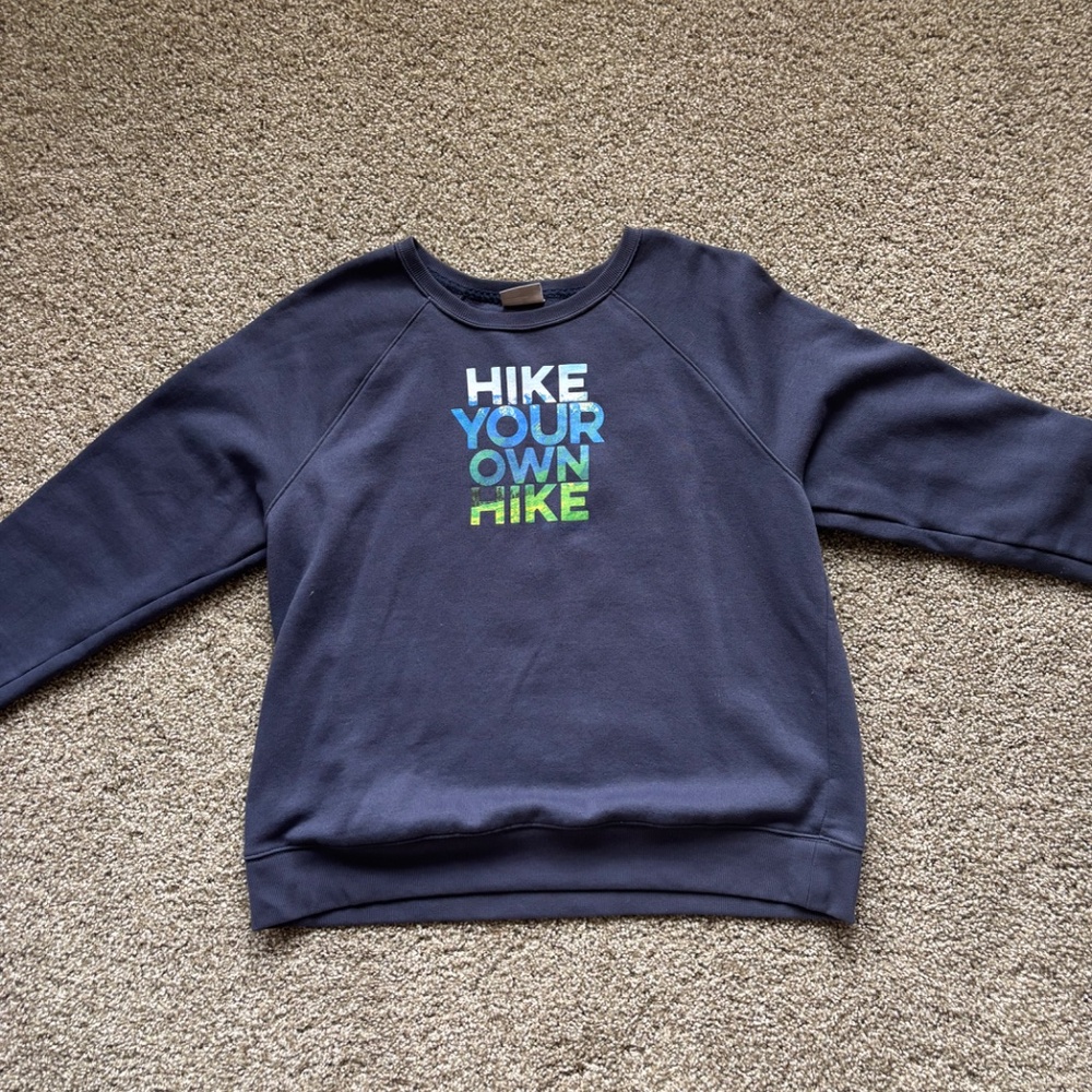 Columbia “Hike Your Own Hike” Crewneck (XL)